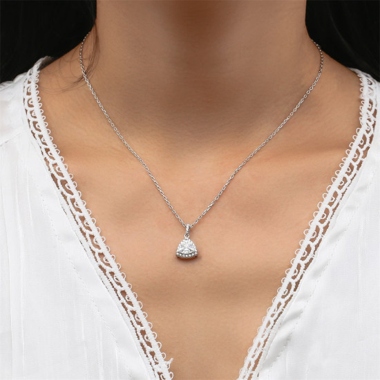 1.0 Carats VVS1 Triangular Moissanite Pendant Necklace for Women