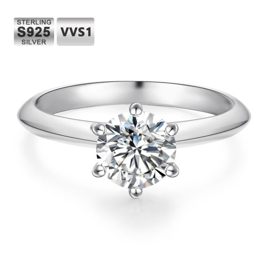 Glamorous 1.0 Carats VVS1 Moissanite Rings for Women